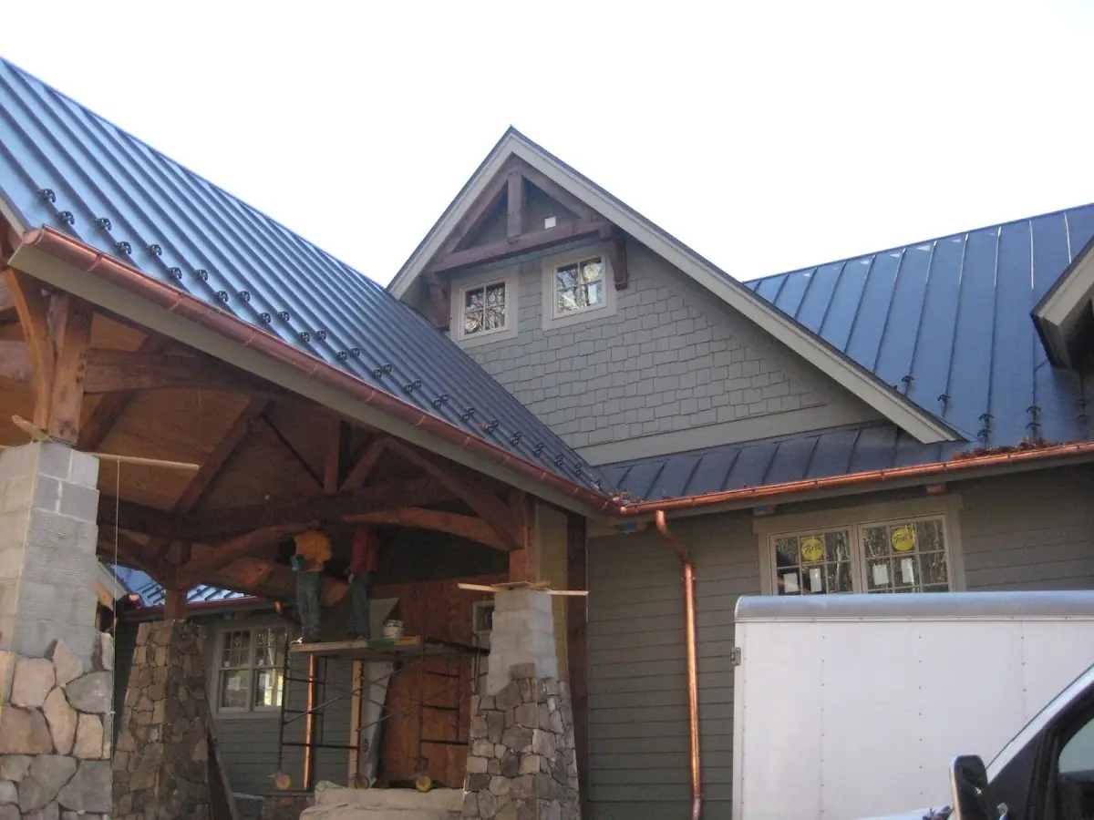 Craftsman Roofing team delivering quality roofing work in Pico